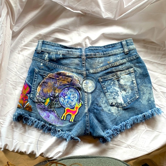 Upcycled Denim Shorts Unique Skater Streetwear Y2K Painted Embroidered Art Wear - Picture 2 of 11
